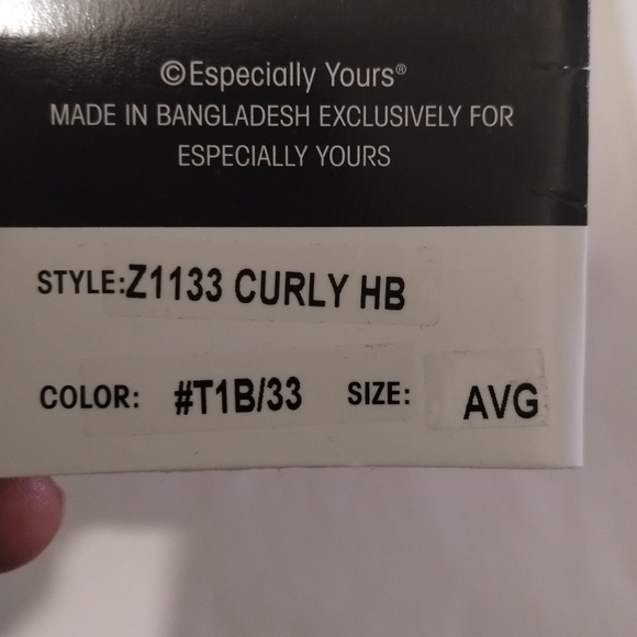 NWT Especially Yours Curly Synthetic Wig - Picture 10 of 15
